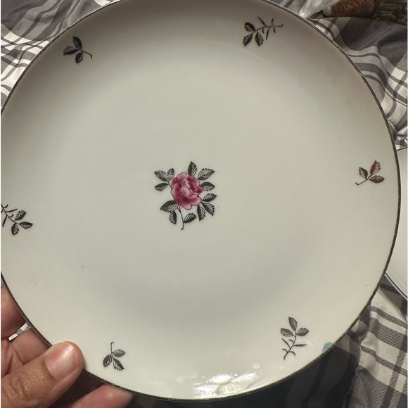Set of 6 salad plates. Silver Rose by Fukagawa pattern 920 discontinued - Picture 4 of 7